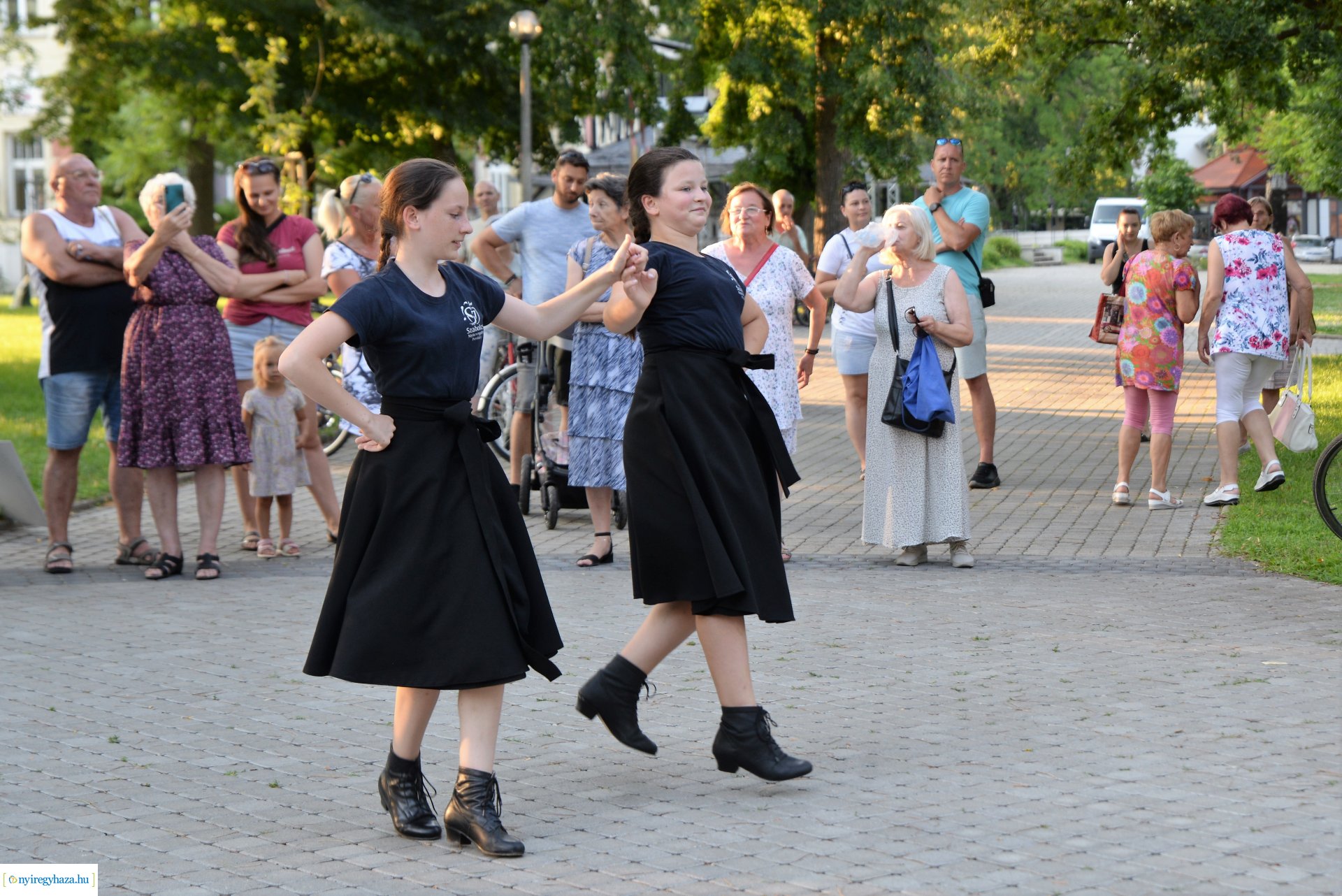 Táncest Sóstón - csütörtökön családi programok várták az érdeklődő közönséget