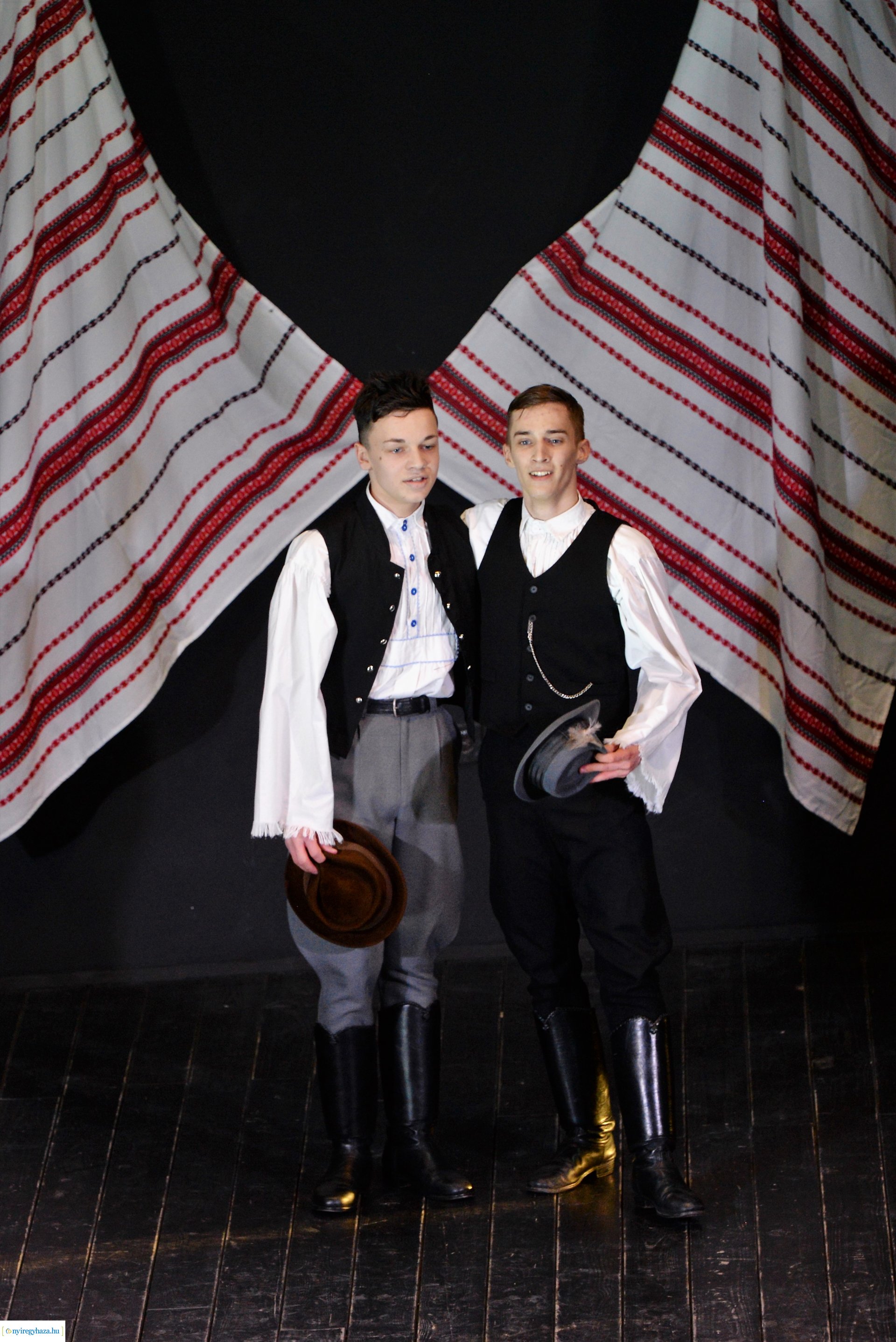 Táncművészeti tagozat növendékeinek bemutatója