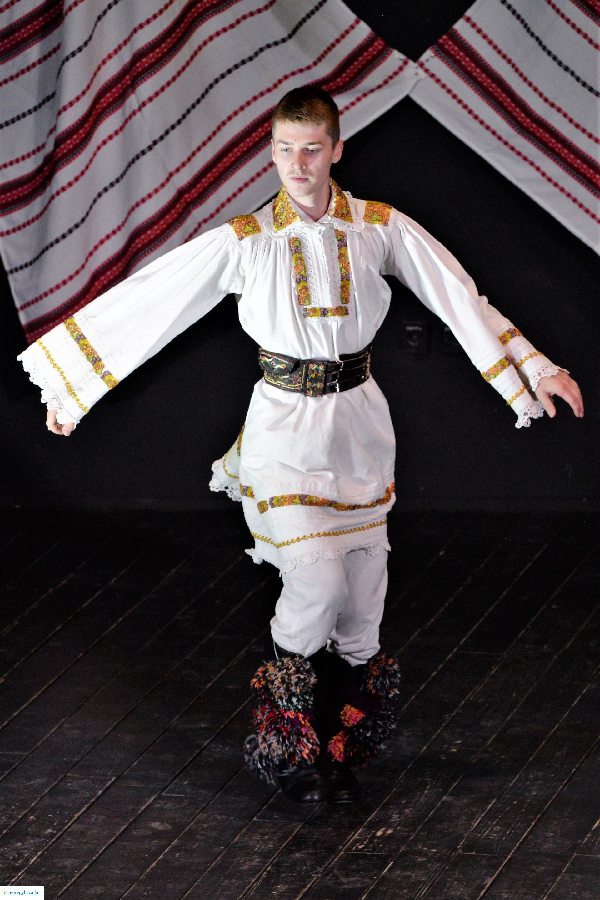 Táncművészeti tagozat növendékeinek bemutatója