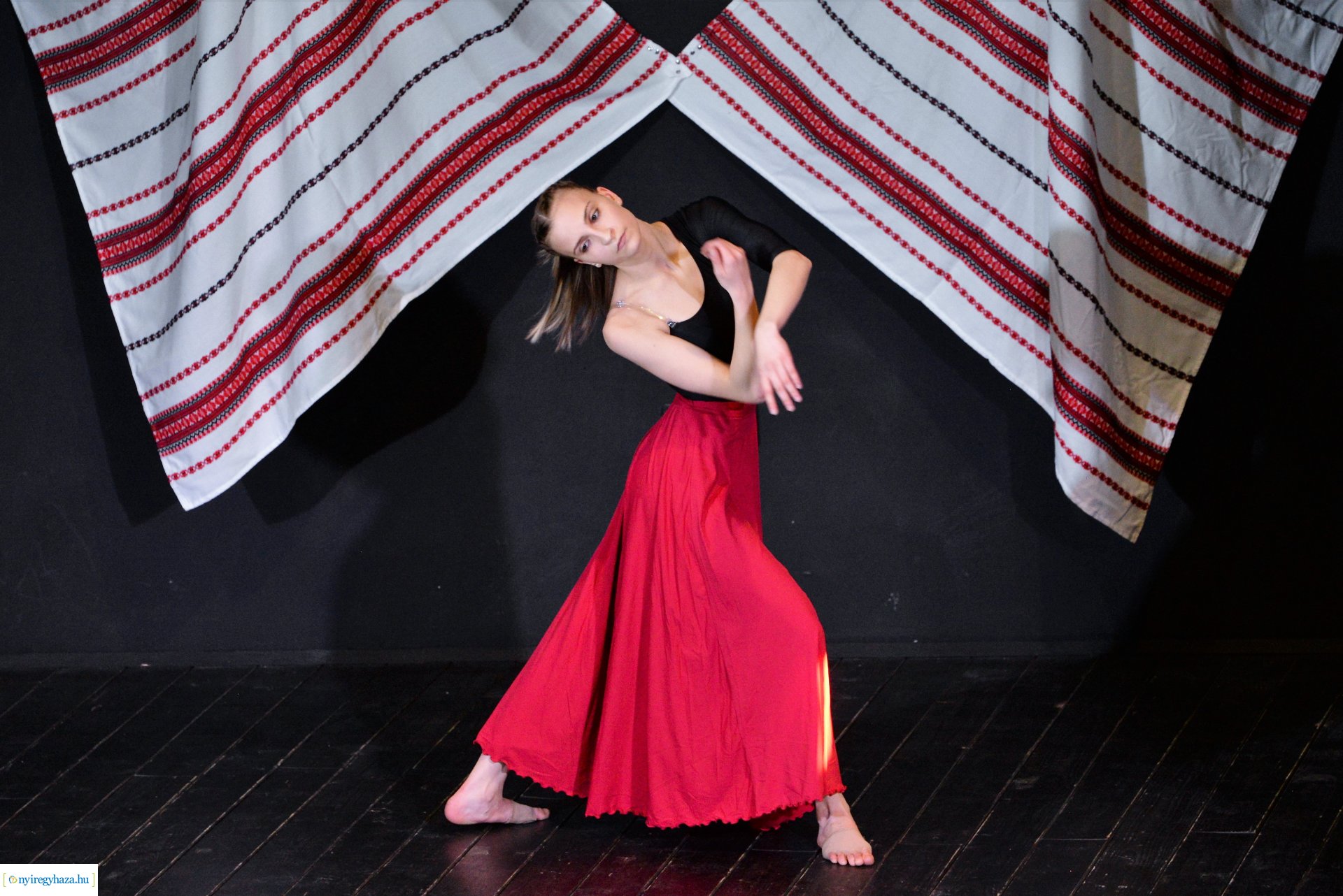 Táncművészeti tagozat növendékeinek bemutatója