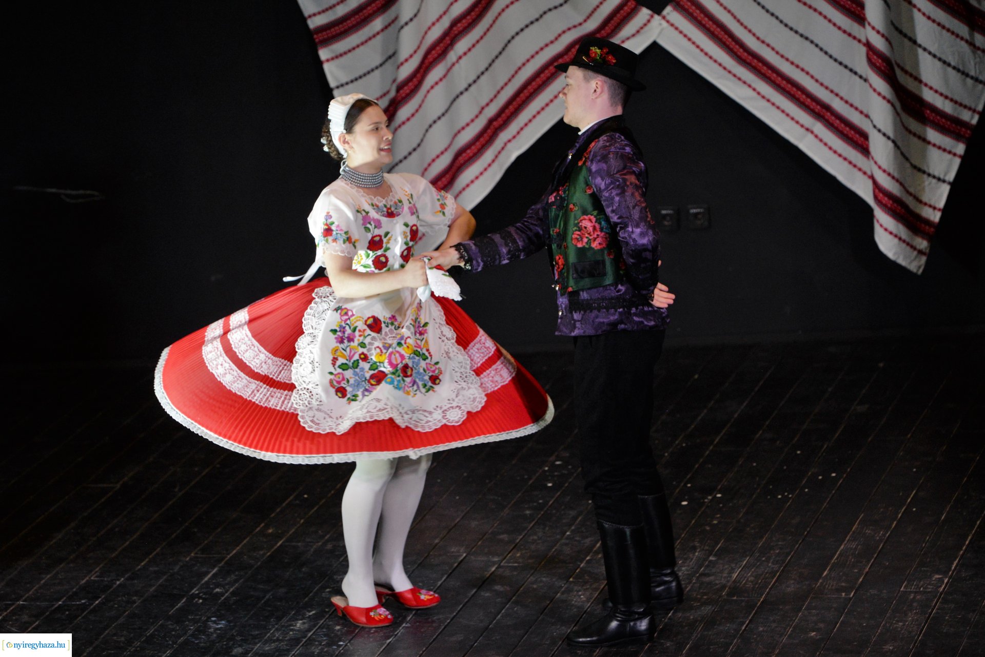 Táncművészeti tagozat növendékeinek bemutatója