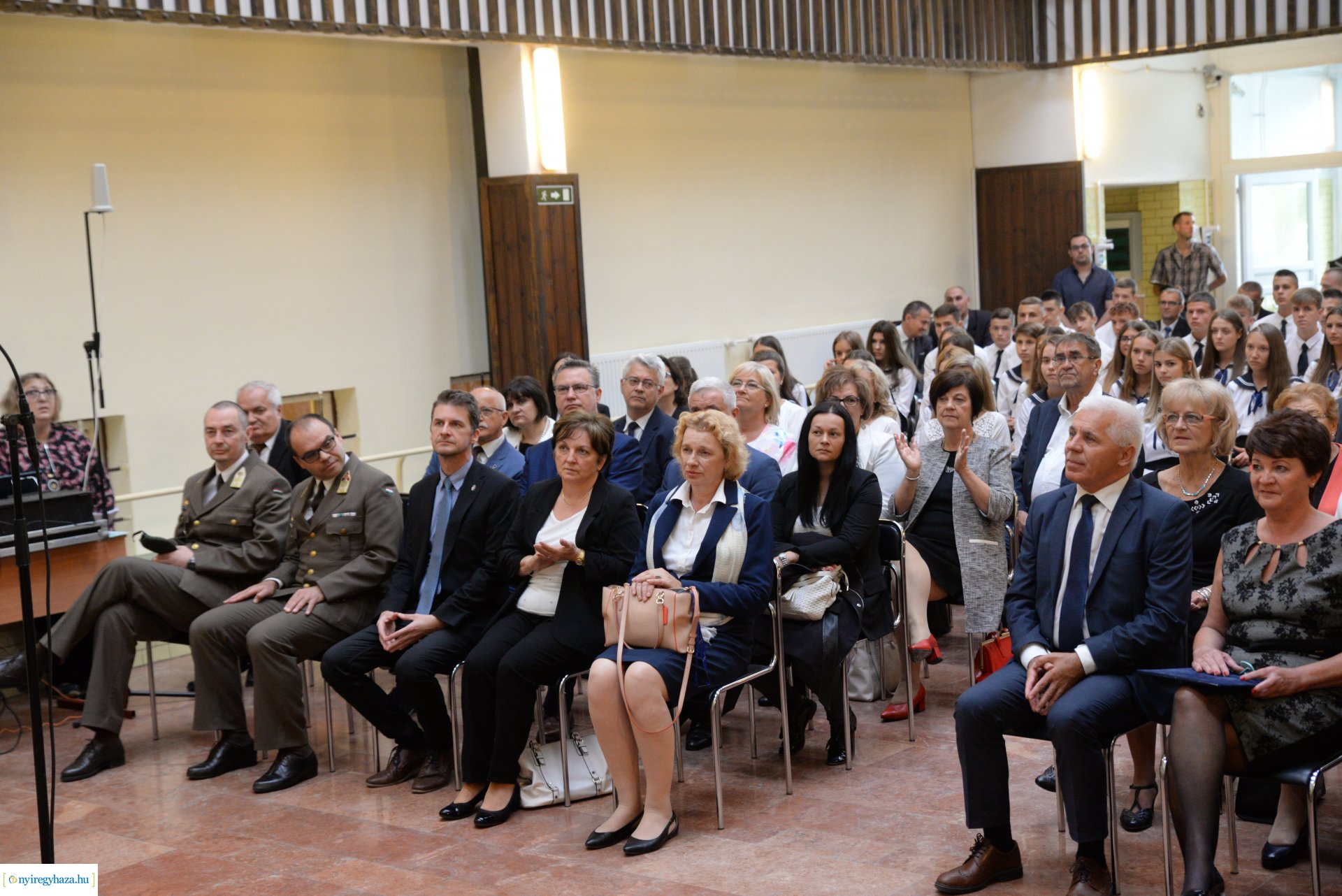 Tanévnyitó ünnepség a 100 éves Vasvári Pál Gimnáziumban