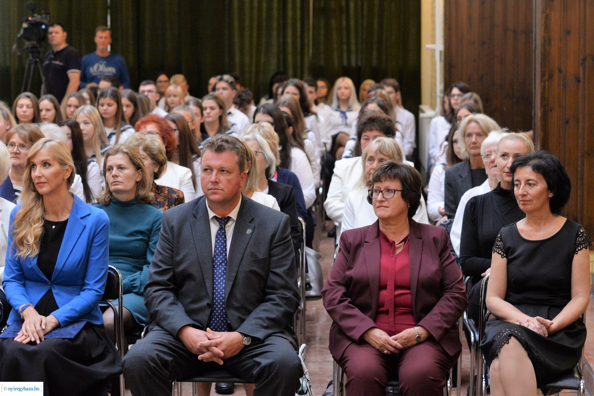 Tanévnyitó ünnepség a 100 éves Vasvári Pál Gimnáziumban