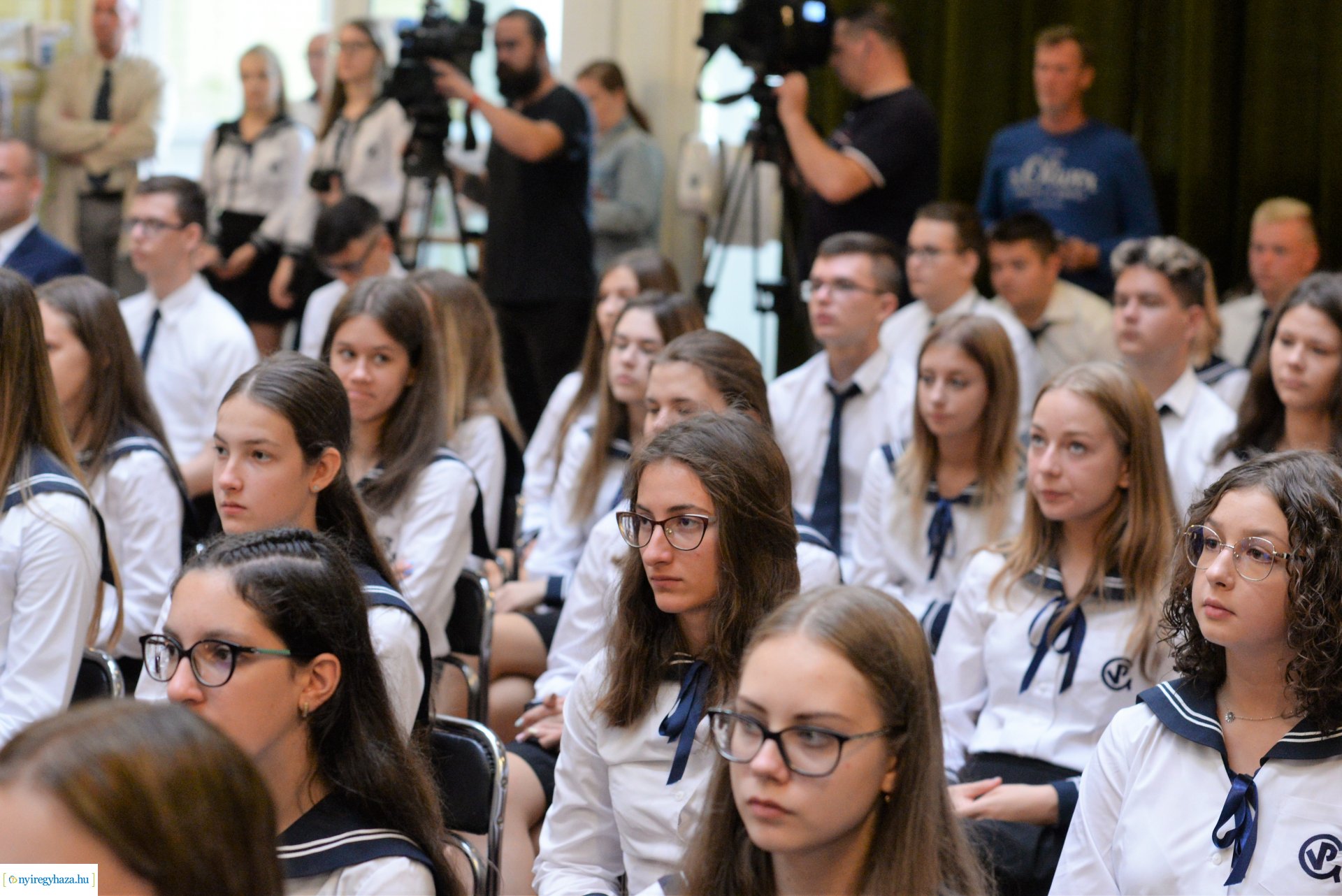 Tanévnyitó ünnepség a 100 éves Vasvári Pál Gimnáziumban