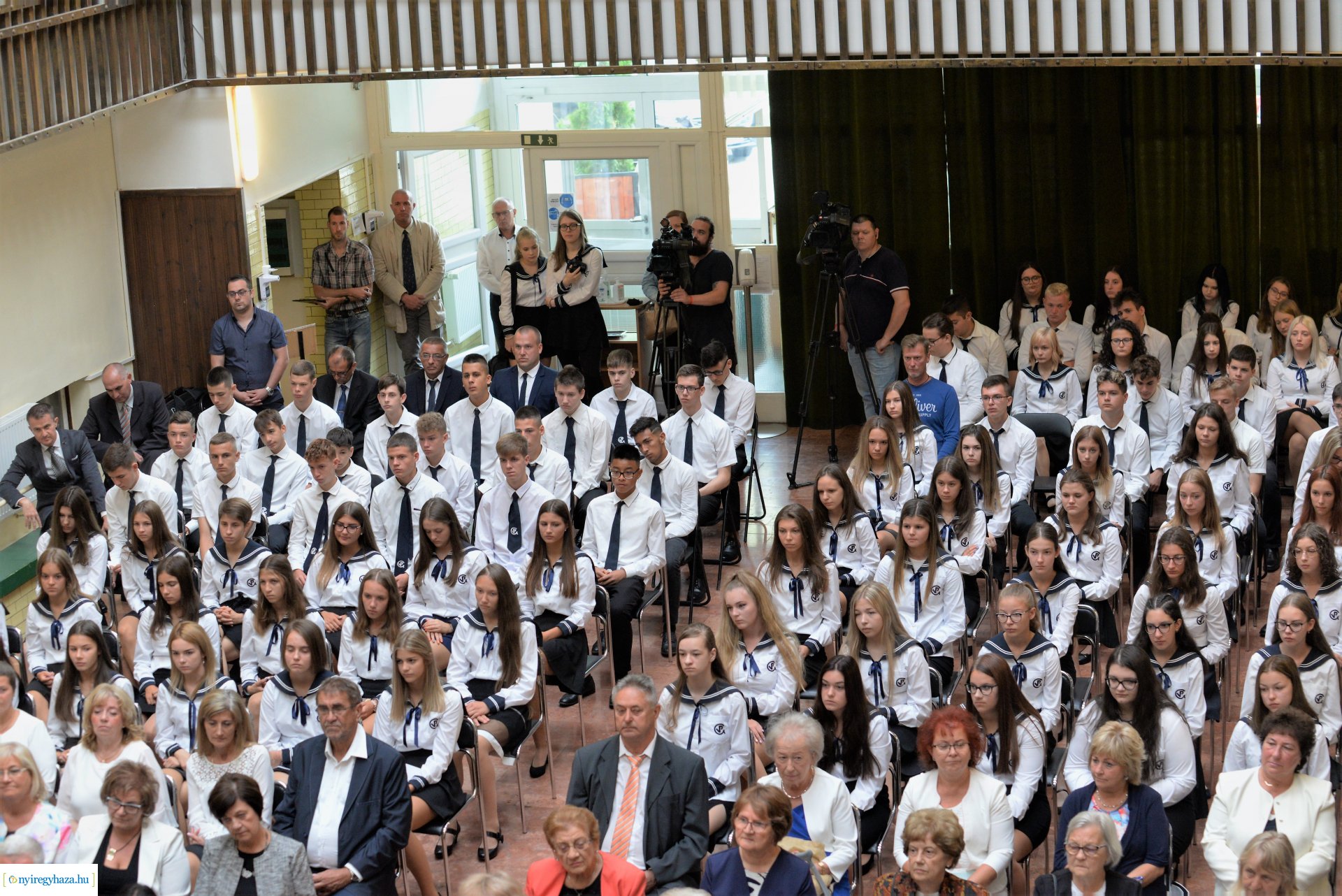 Tanévnyitó ünnepség a 100 éves Vasvári Pál Gimnáziumban