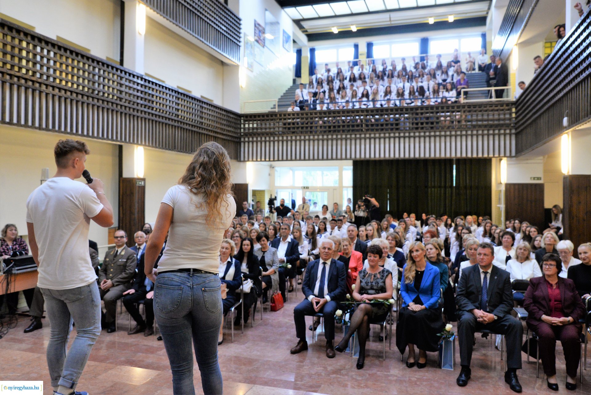 Tanévnyitó ünnepség a 100 éves Vasvári Pál Gimnáziumban