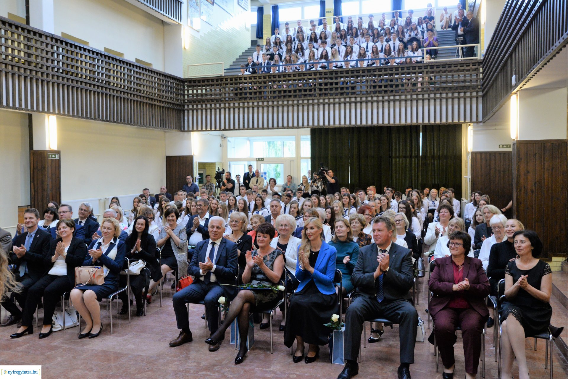 Tanévnyitó ünnepség a 100 éves Vasvári Pál Gimnáziumban
