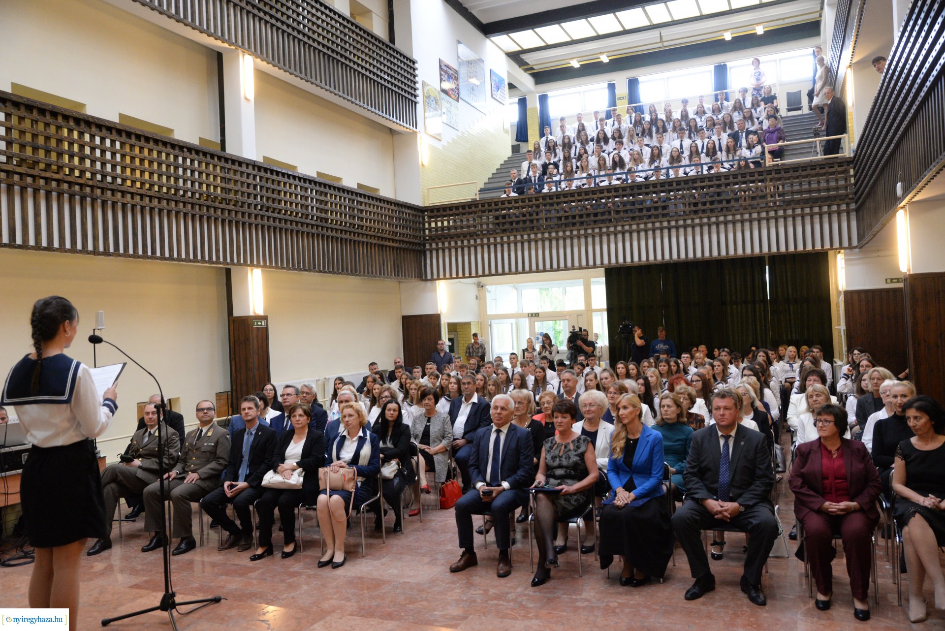 Tanévnyitó ünnepség a 100 éves Vasvári Pál Gimnáziumban