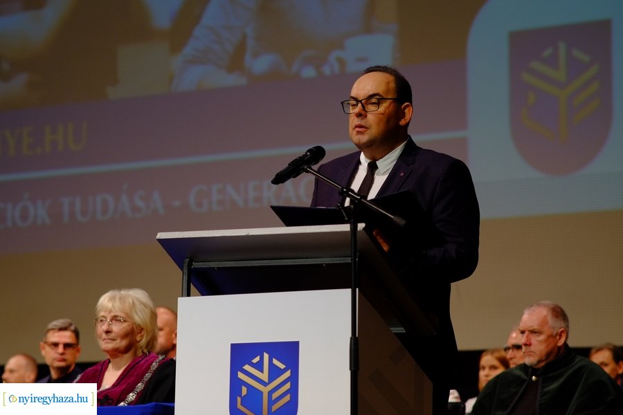 Tanévnyitó ünnepség az egyetemen 2023