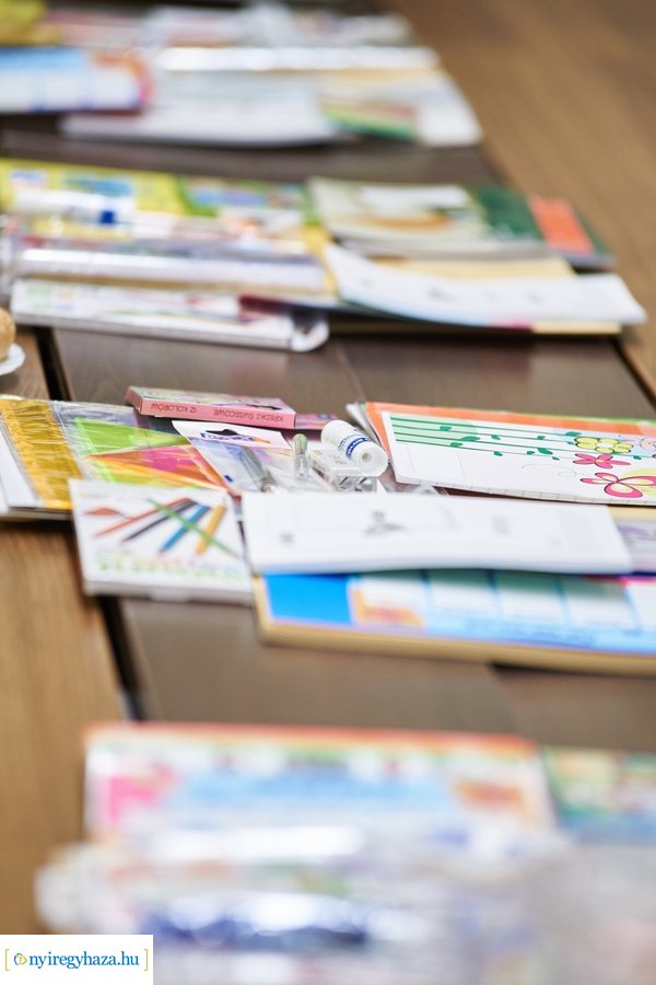 Tanszercsomag támogatás az idei tanévben 2020/2021