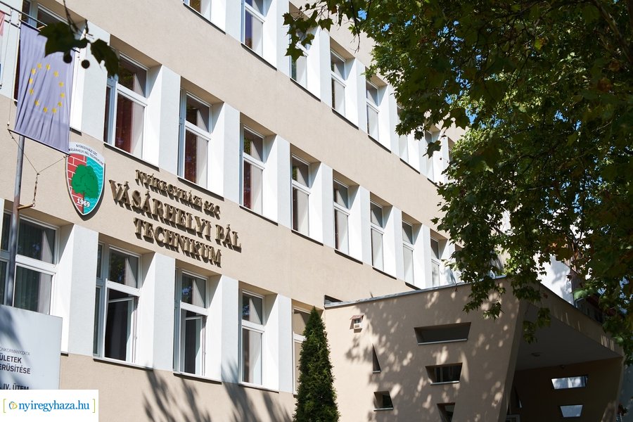 Tanterem átadó az ÉVISZ-ben