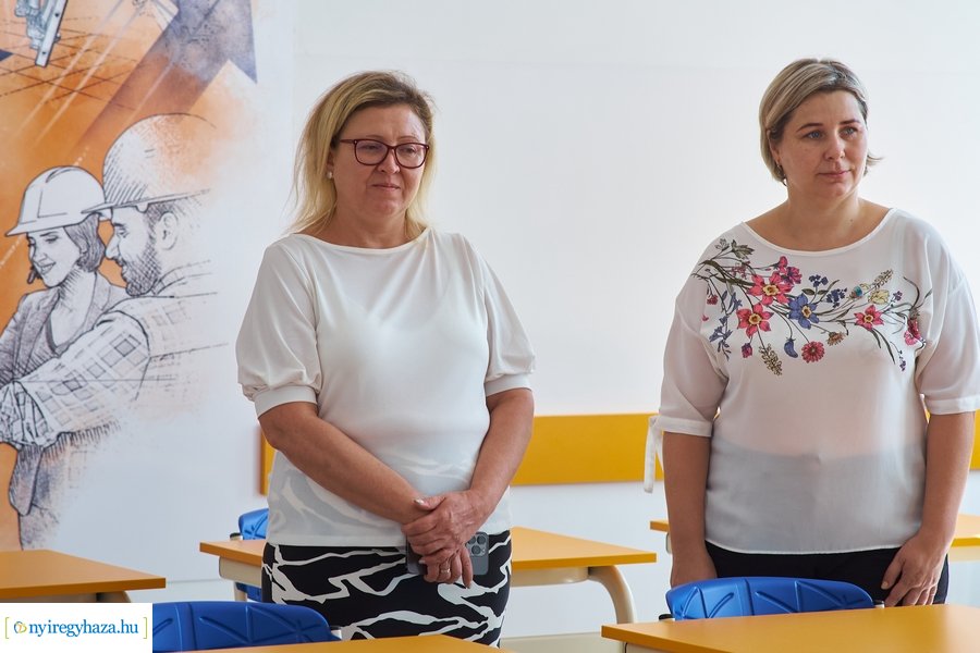 Tanterem átadó az ÉVISZ-ben