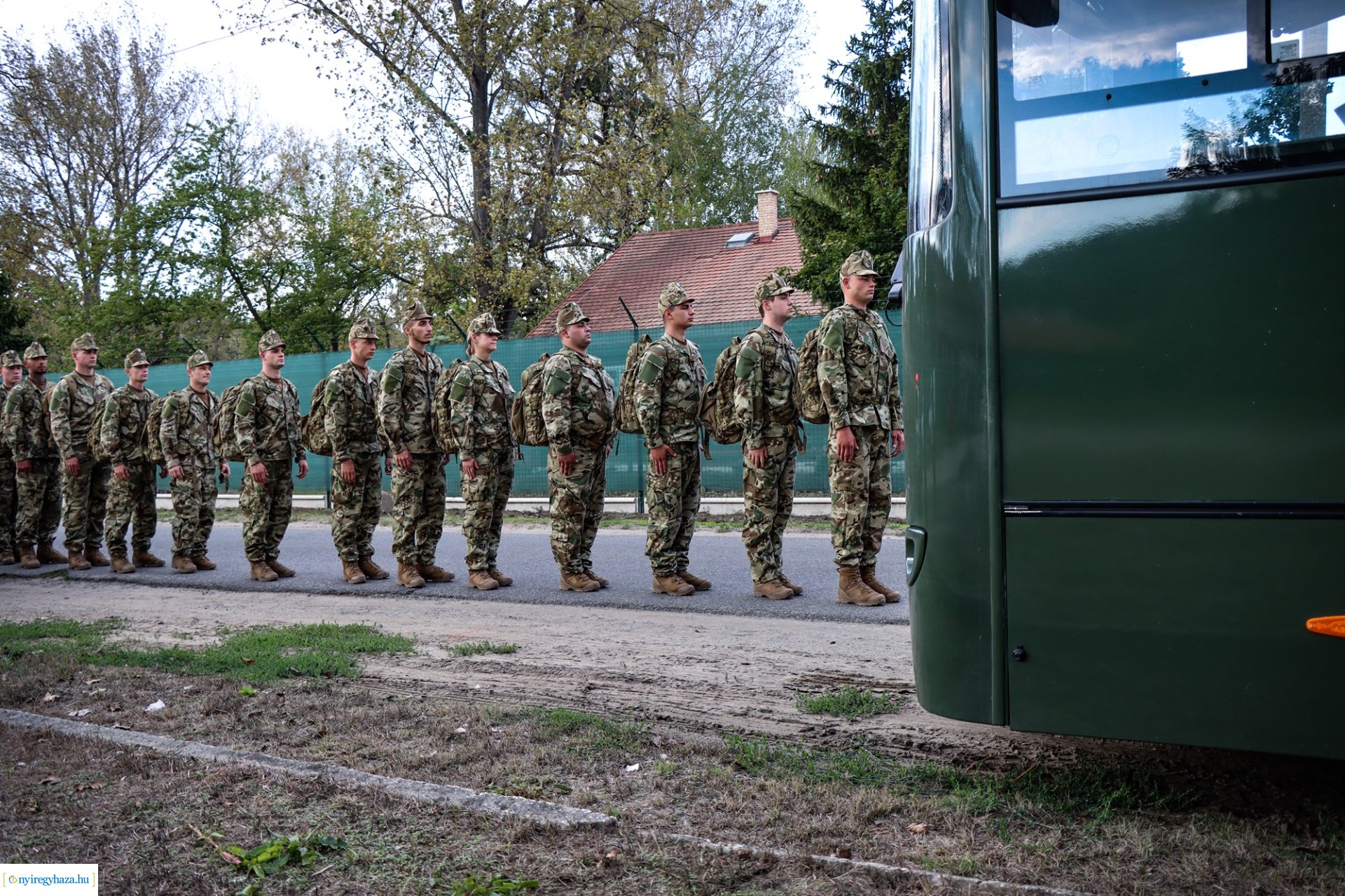 Tartalékos katonák is segítik az árvízi védekezést