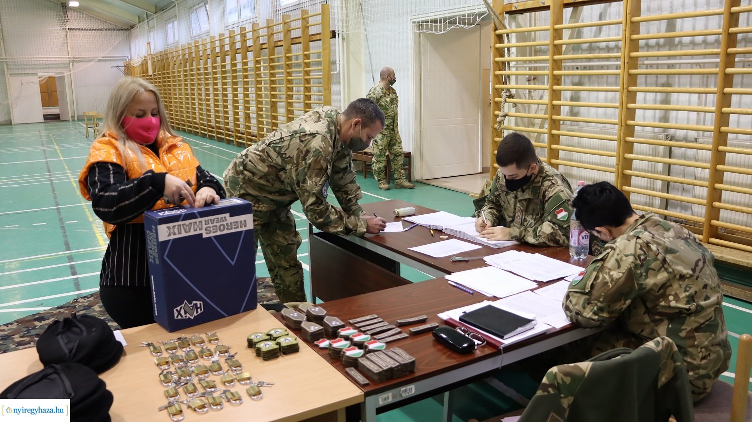 Tartalékos katonák vonultak be a Damjanich laktanyába