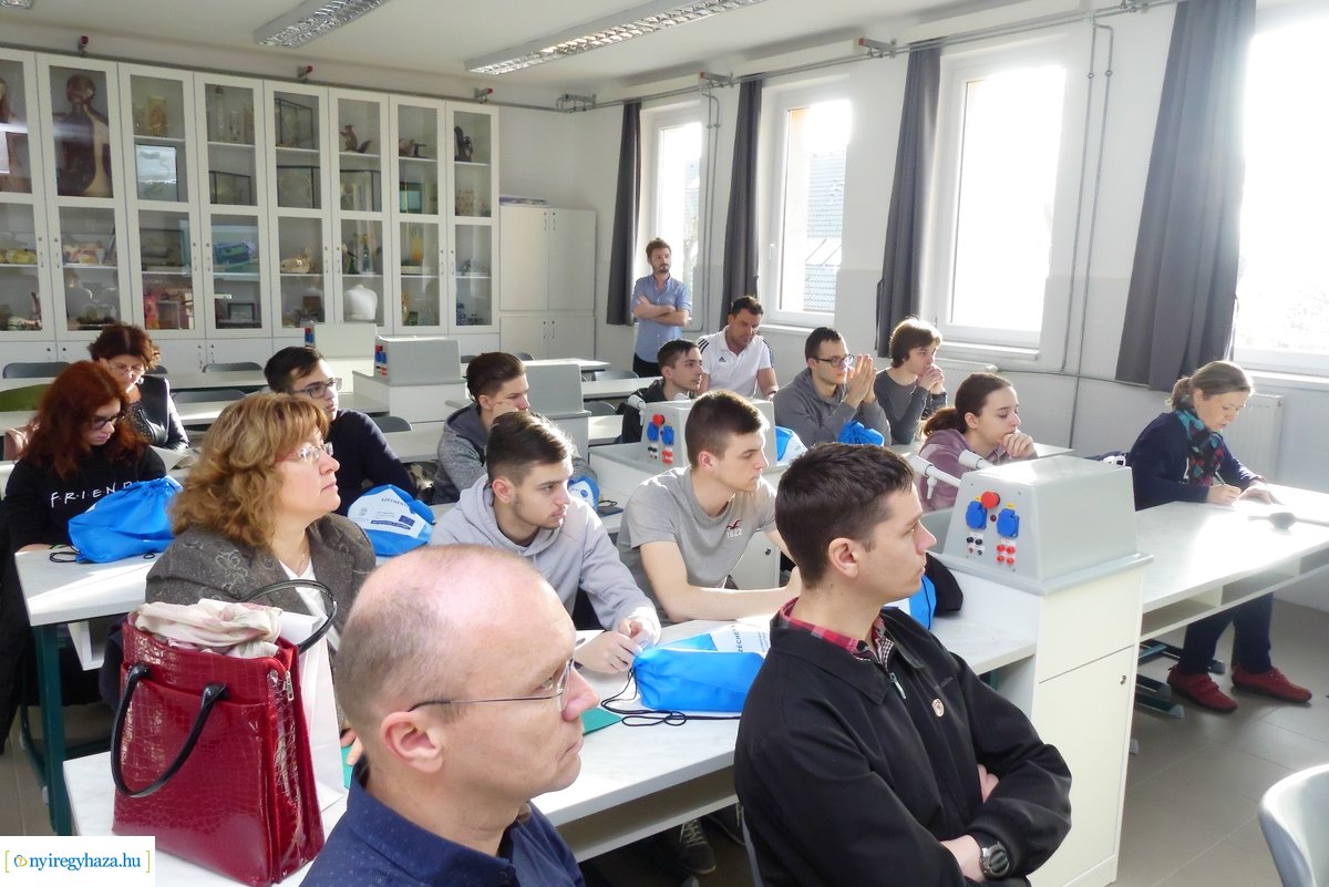 Tantermi fejlesztések a Kossuth gimnáziumban