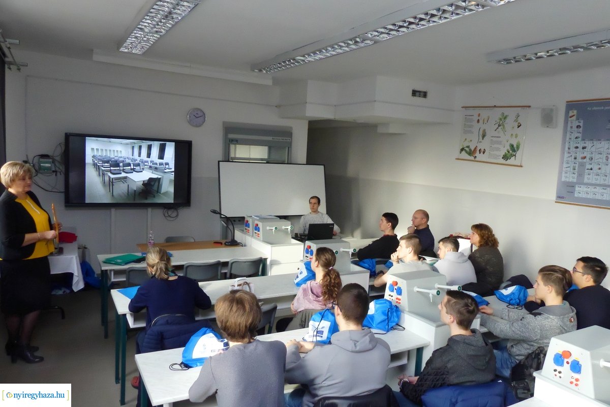 Tantermi fejlesztések a Kossuth gimnáziumban