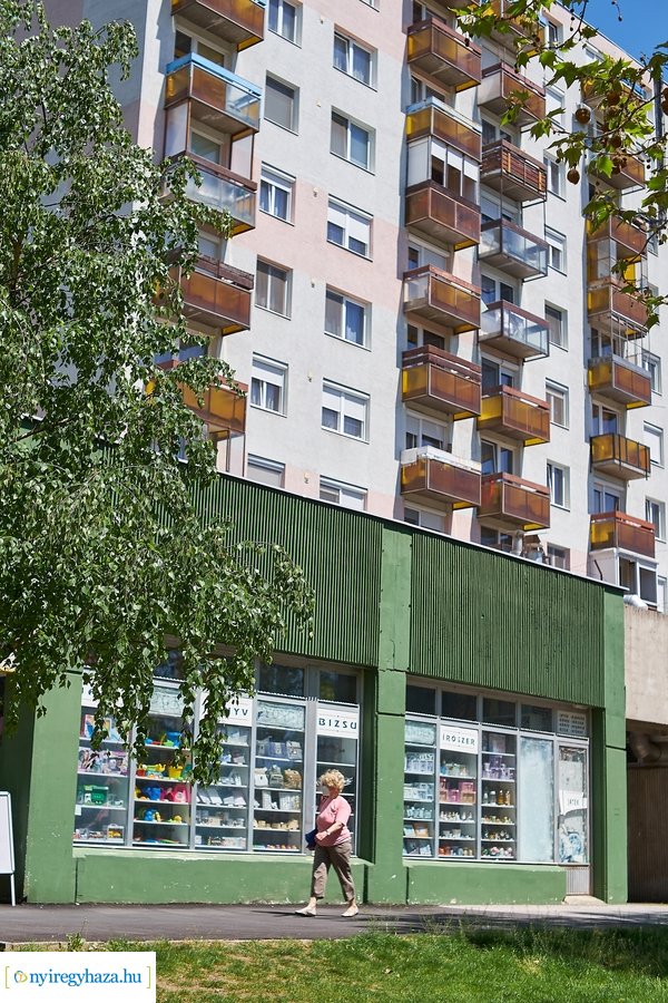 Tavaszi pillanatok a Jósavárosban