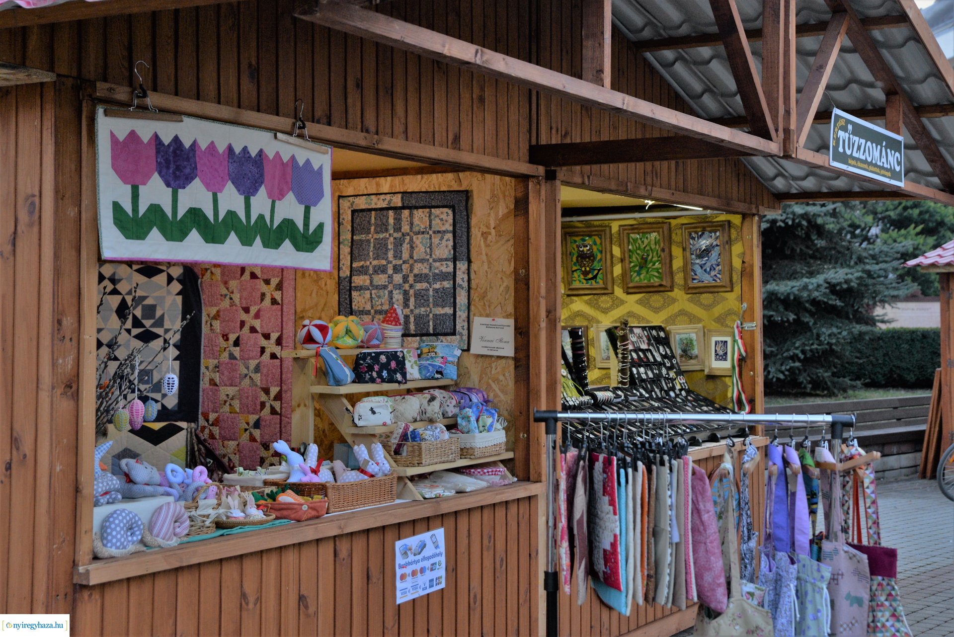 Tavaszi vásár  - Mentha Project koncert a Kossuth téren