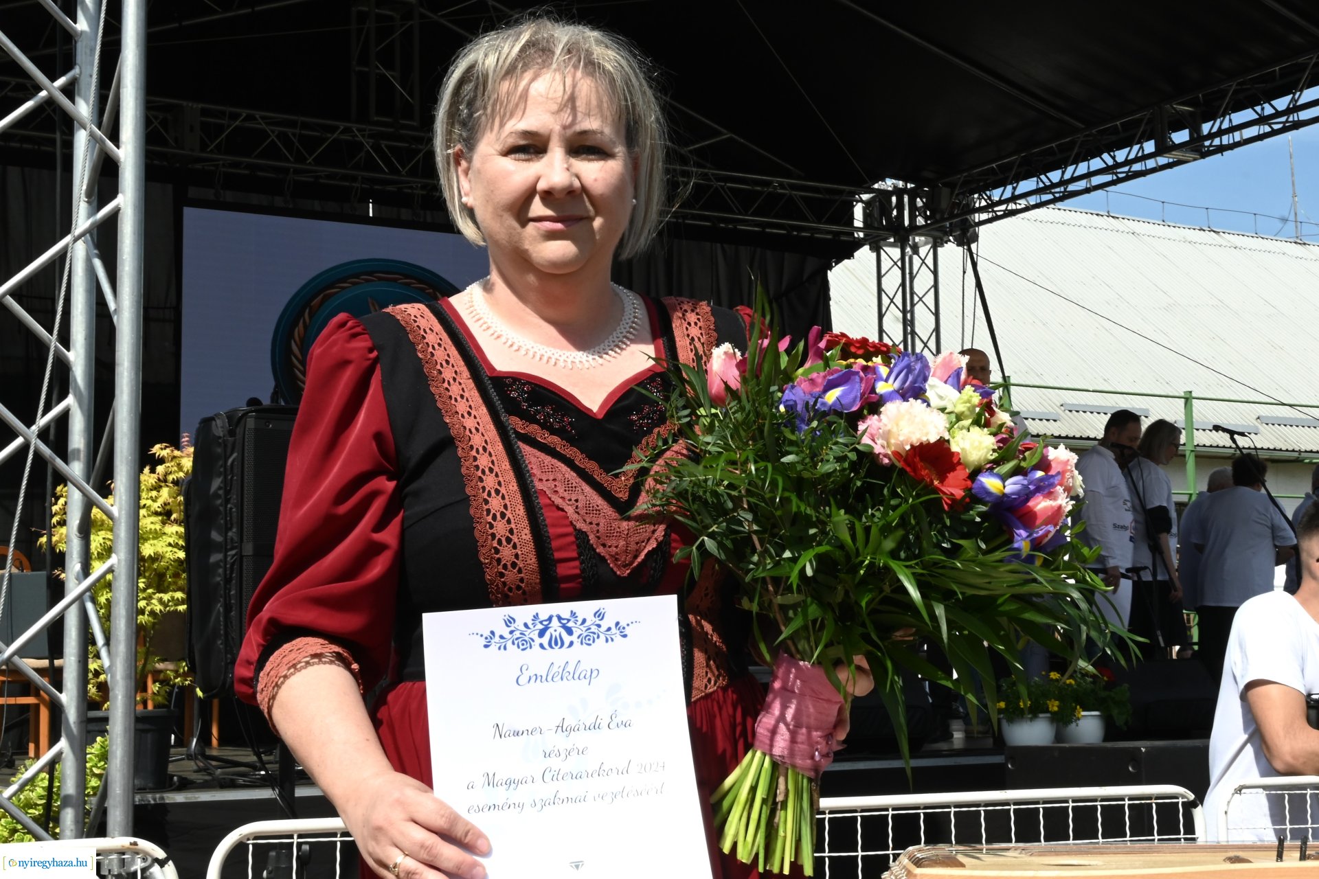 Tavaszi zsibongó és Népzenei Fesztivál Sóstóhegyen 