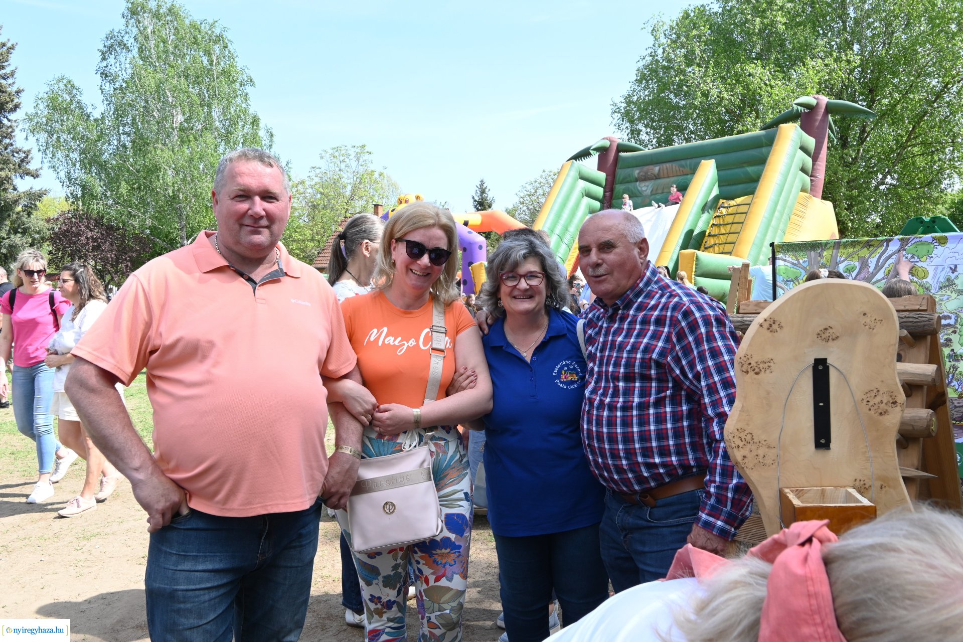 Tavaszi zsibongó és Népzenei Fesztivál Sóstóhegyen 