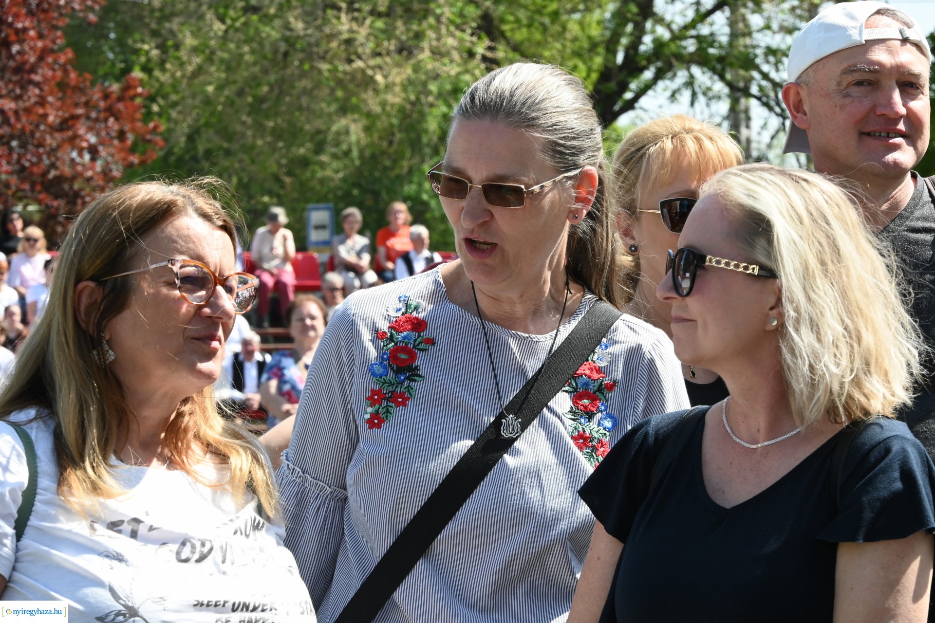 Tavaszi zsibongó és Népzenei Fesztivál Sóstóhegyen 