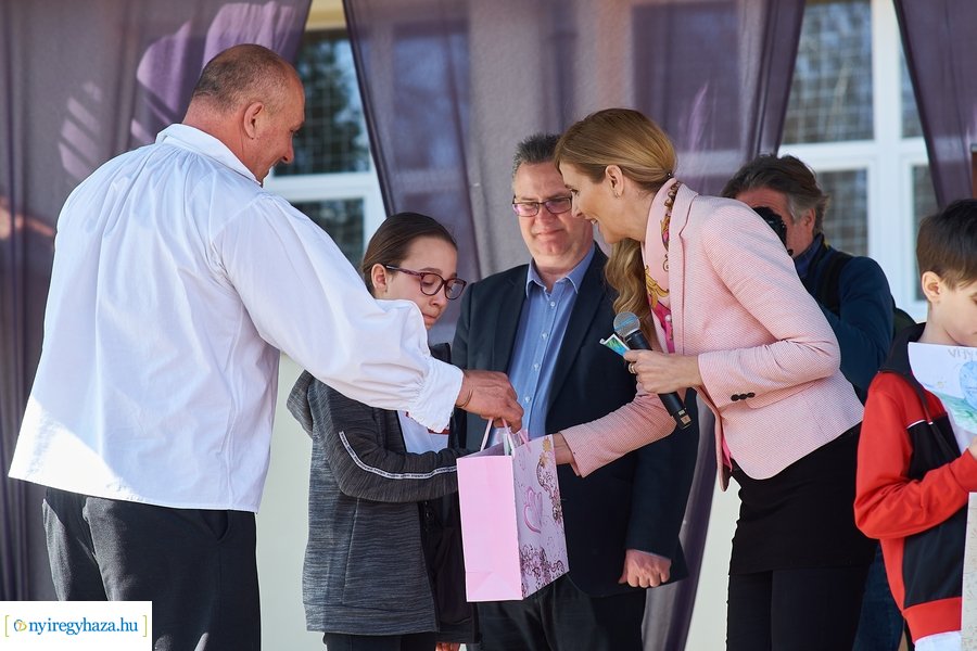 Tavaszi Zsibongó és Öko-vásár Sóstóhegyen 2022