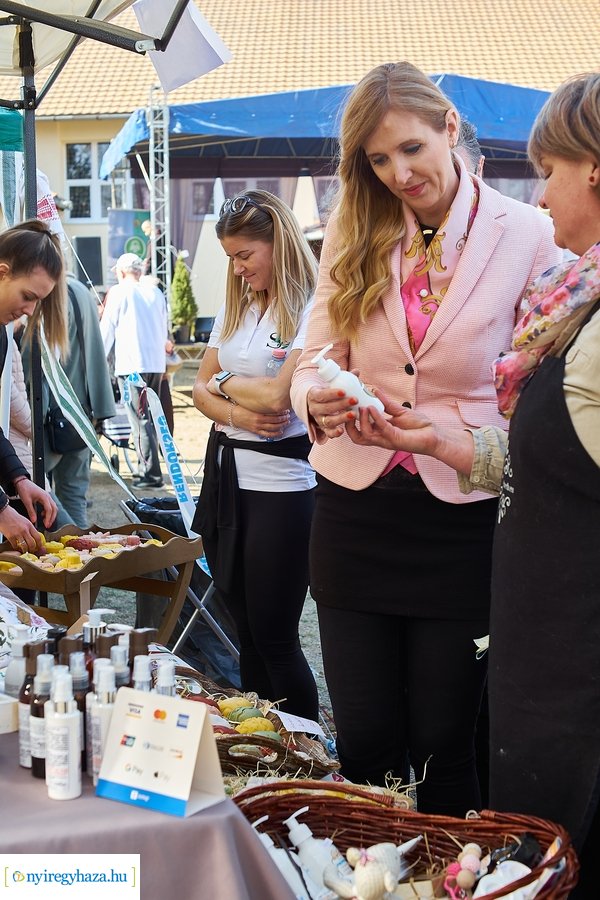 Tavaszi Zsibongó és Öko-vásár Sóstóhegyen 2022