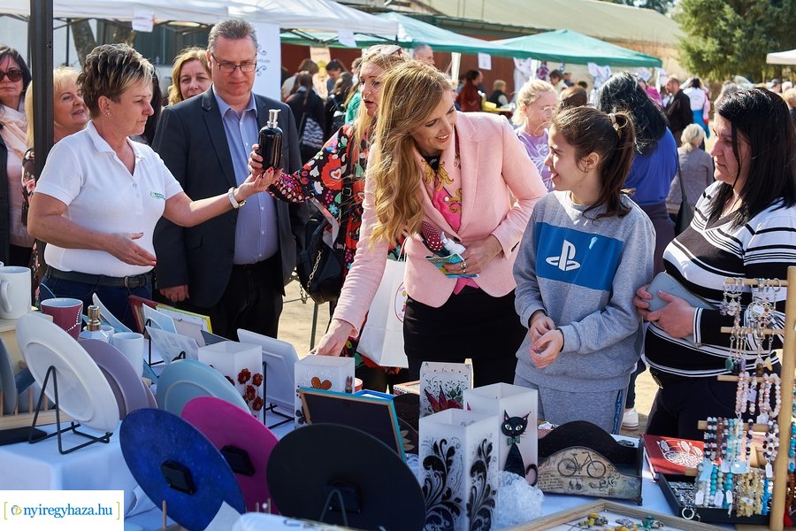 Tavaszi Zsibongó és Öko-vásár Sóstóhegyen 2022