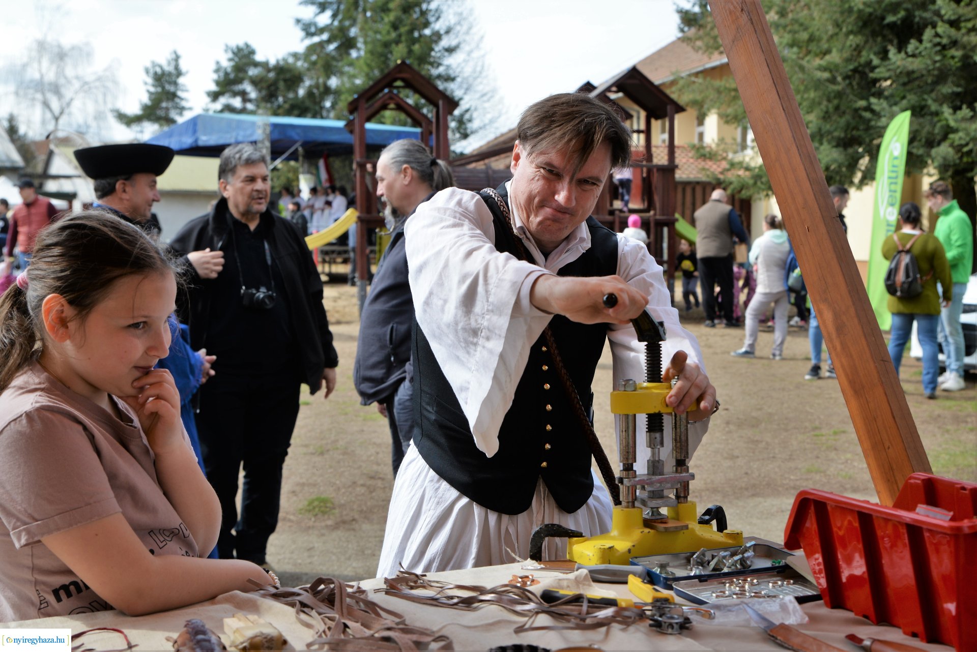 Tavaszi zsibongó Sóstóhegyen