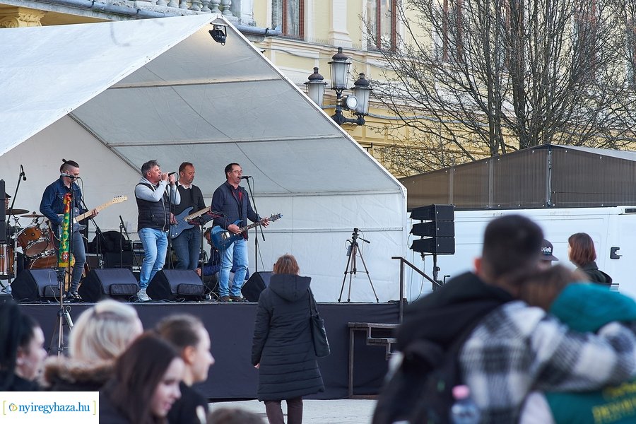 Tavaszi Zsongás - Tibi a hegyről