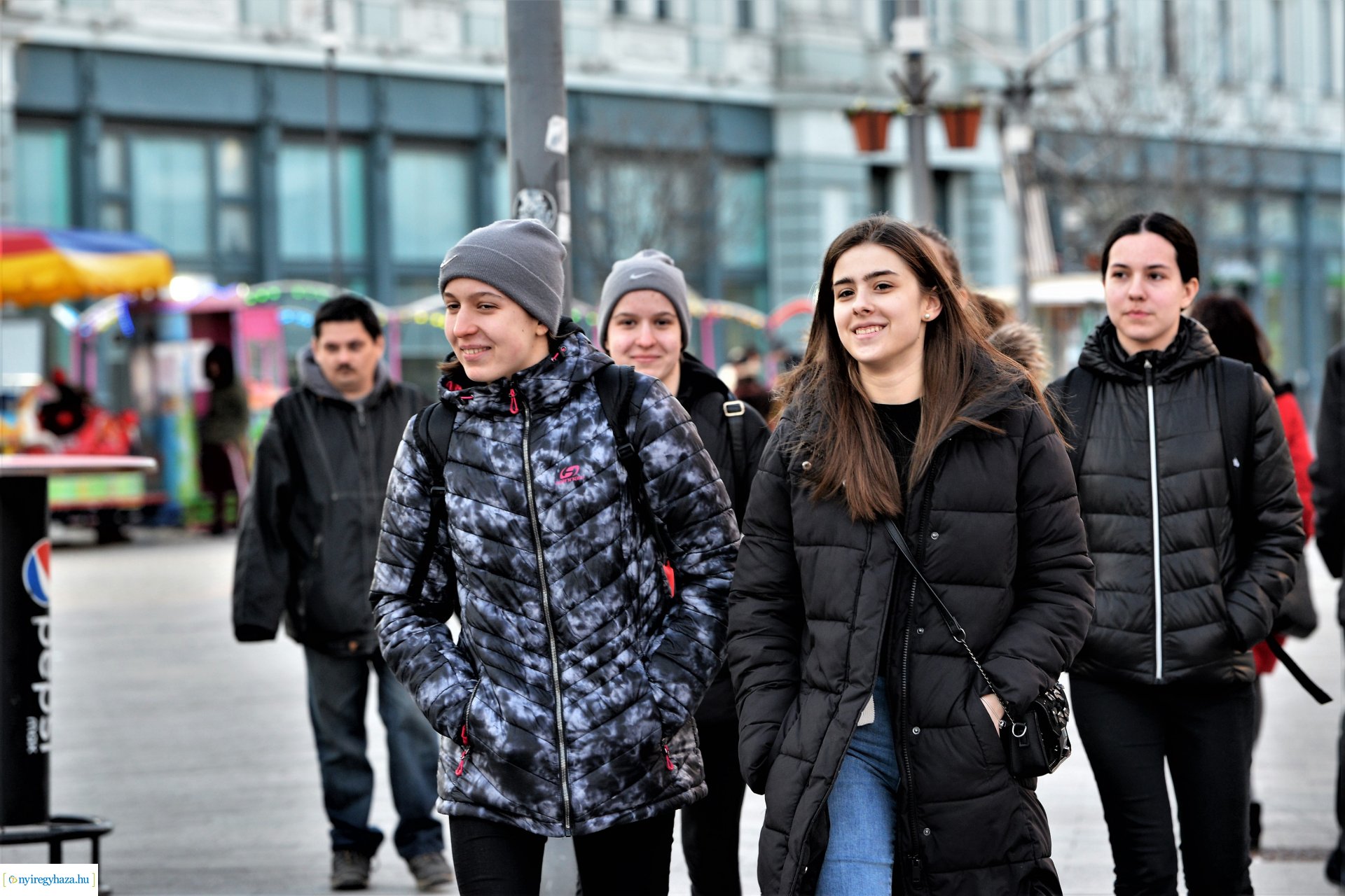 Tavaszi zsongás - Varga Miklós fellépése Nyíregyháza belvárosában