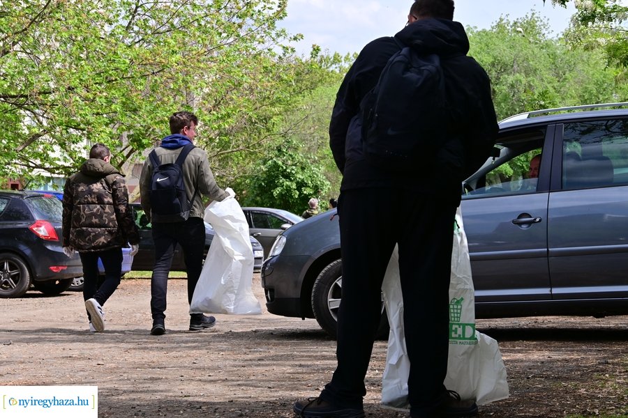 Te szedd az egyetemen is
