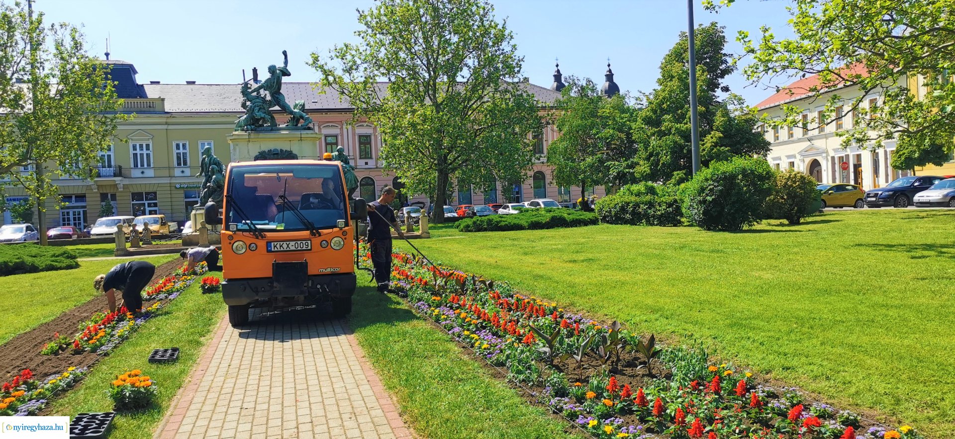 Tegyen Ön is egy sétát a gyönyörű, virágos Nyíregyházán!