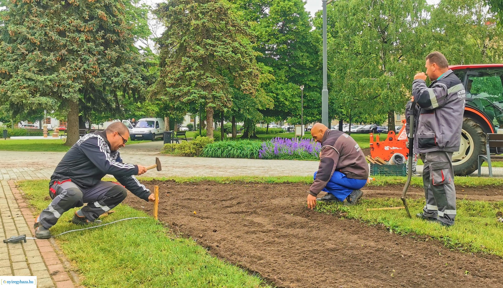 Tegyen Ön is egy sétát a gyönyörű, virágos Nyíregyházán!