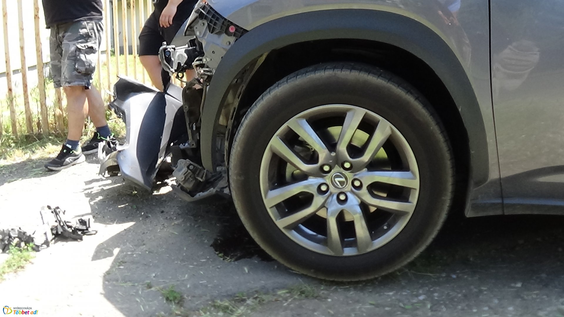 Teherautó és terepjáró ütközött a Simai úton