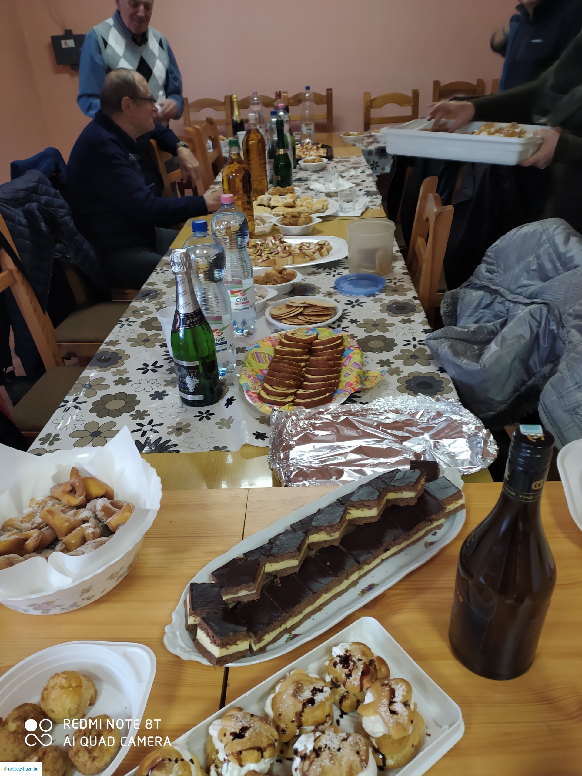 Télbúcsúztató finomságok délutánja az Orosért Közéleti Egyesületnél