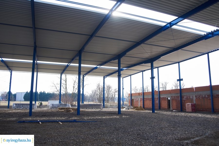 Telephely bővítés - Nyír-Lift