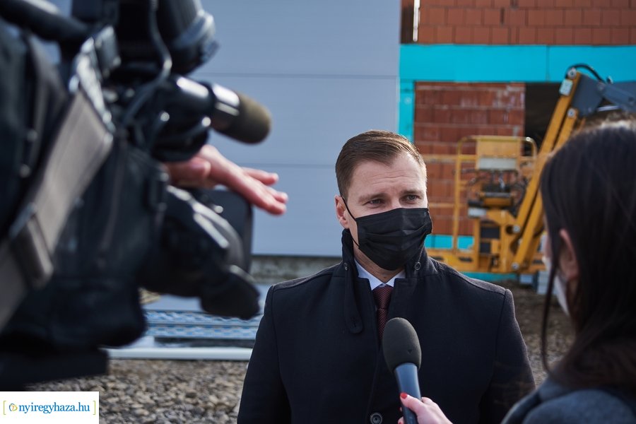 Telephely bővítés - Nyír-Lift