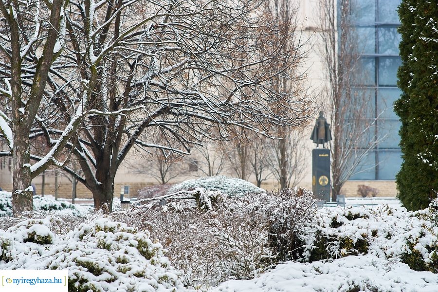 Téli csendélet az egyetemen 20210114