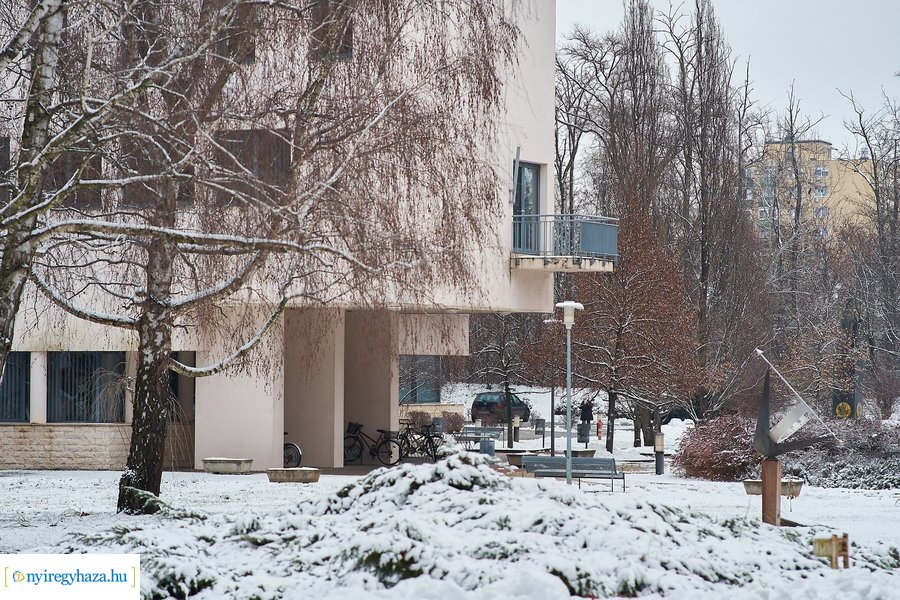 Téli csendélet az egyetemen 20210114