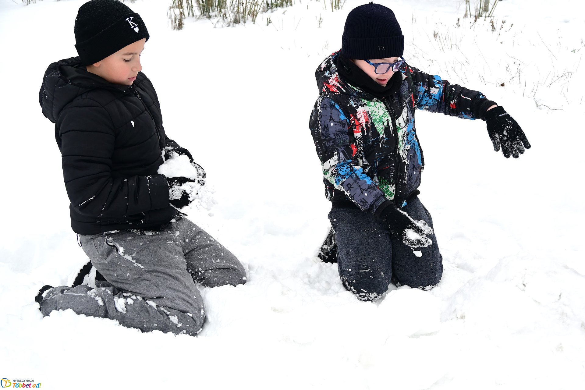 Téli játék  a hóban