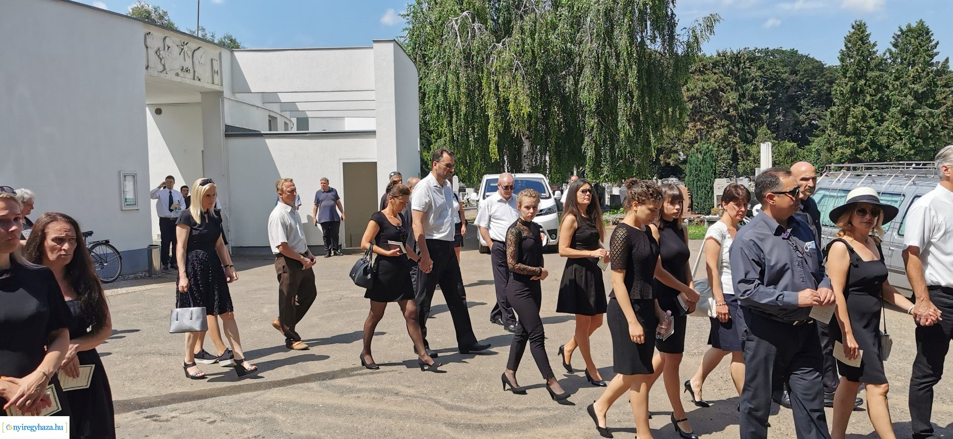 Temetés - Sípos Kund Kötöny