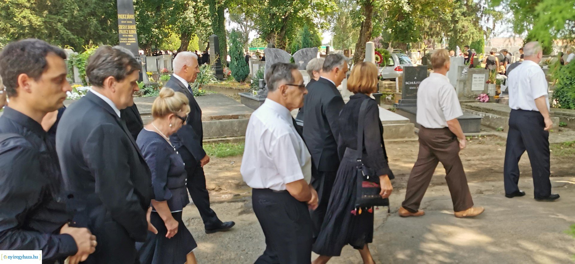 Temetés - Sípos Kund Kötöny