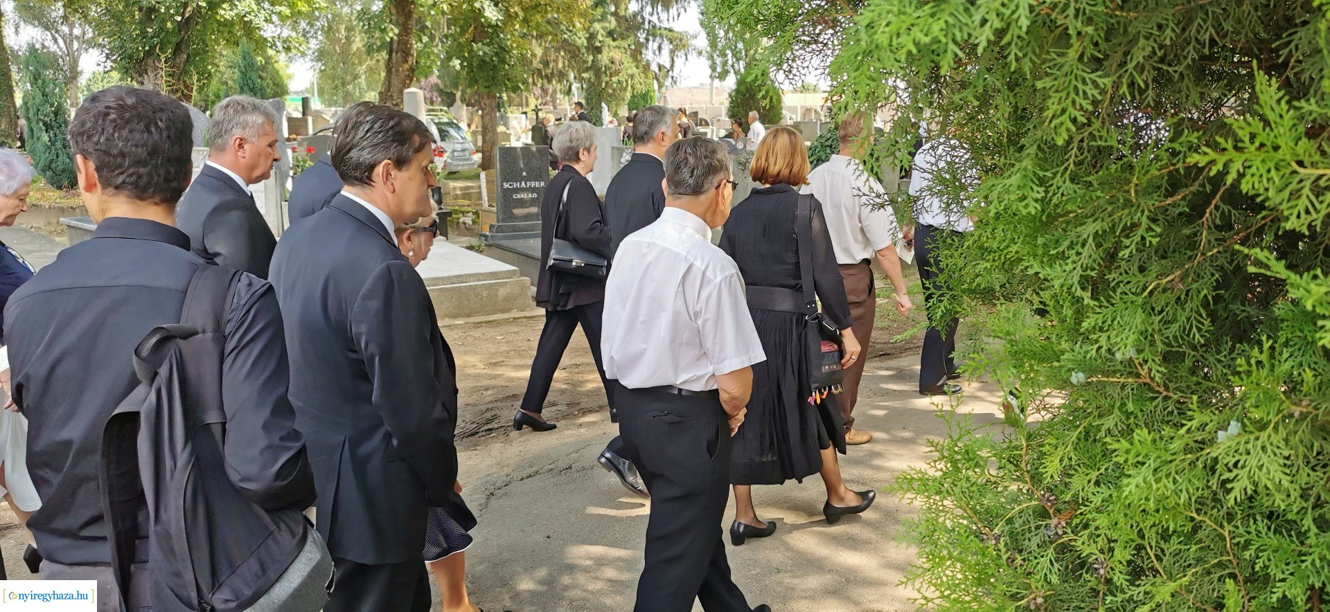 Temetés - Sípos Kund Kötöny