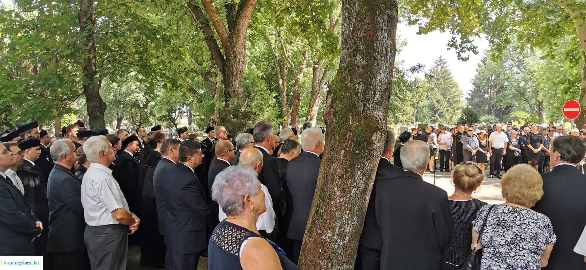 Temetés - Sípos Kund Kötöny