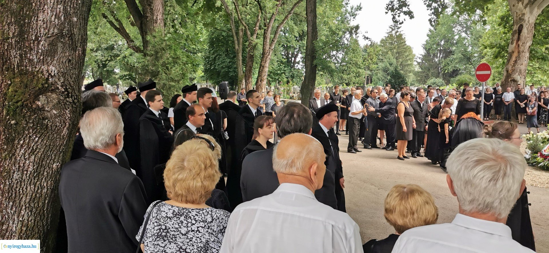 Temetés - Sípos Kund Kötöny