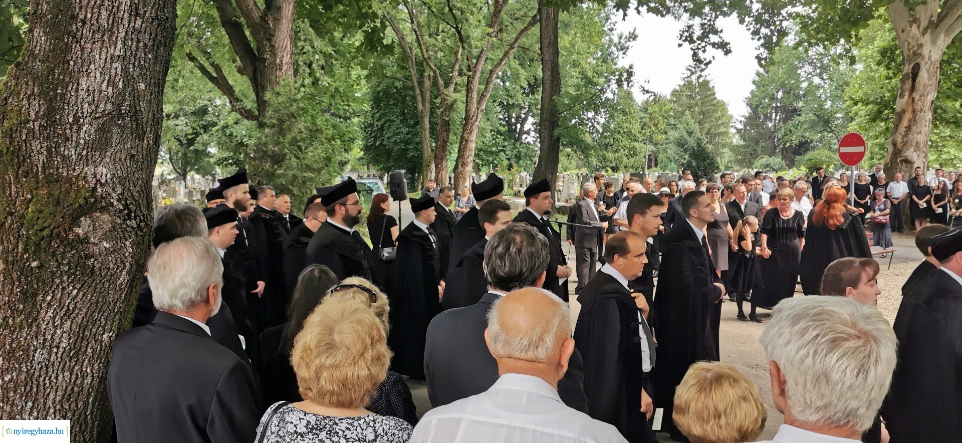 Temetés - Sípos Kund Kötöny