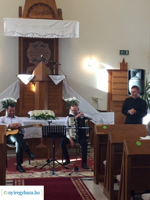 Templomi koncert Sóstón: tehetséges nyíregyházi fiatalok varázsolták el a közönséget