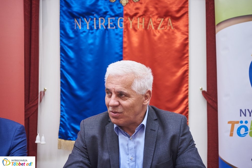 Tenisz verseny beharangozó