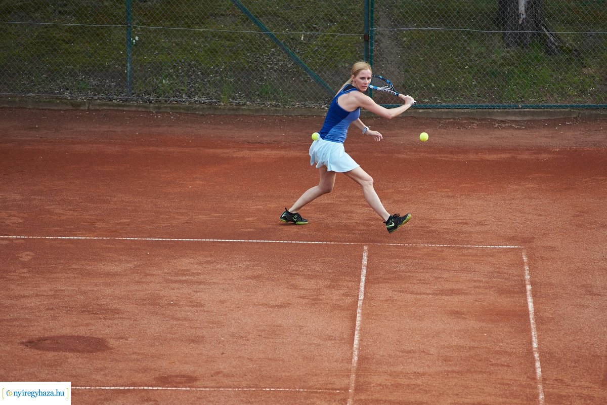 Teniszélet a stadionban 20200519